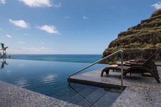 Swim on the Hotel's rooftop